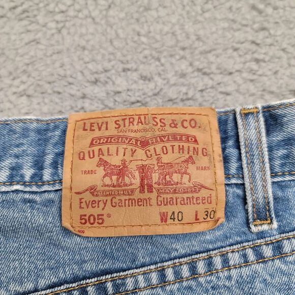 Vintage Levis Jeans Mens 40x30 Blue‎ Denim 505 Regular Fit Straight Distressed - Picture 5 of 11